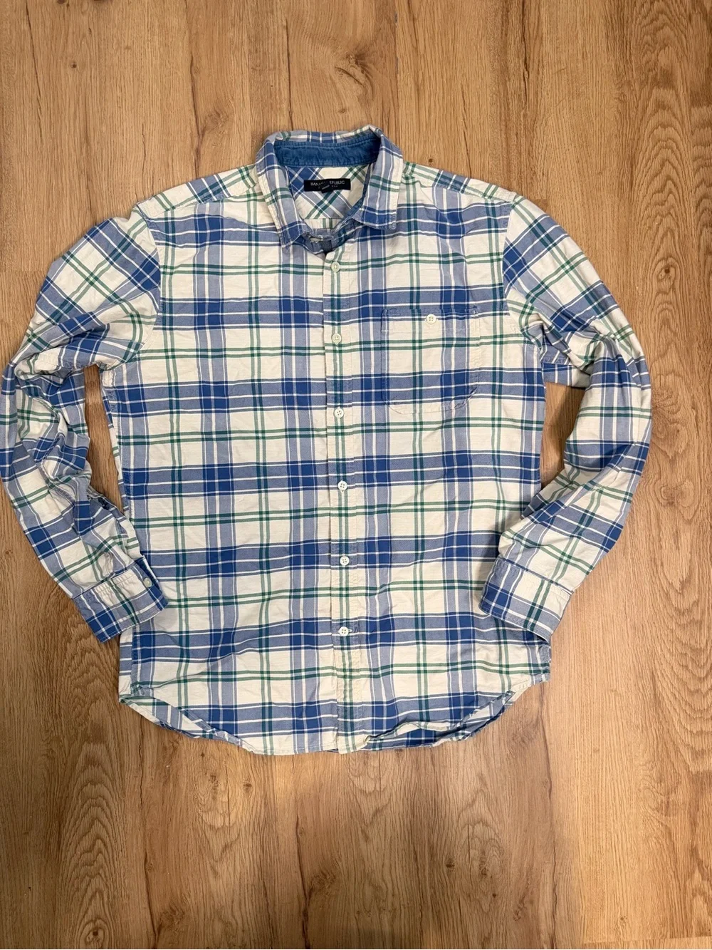 Banana Republic Blue, White & Green Plaid Button-Down Shirt